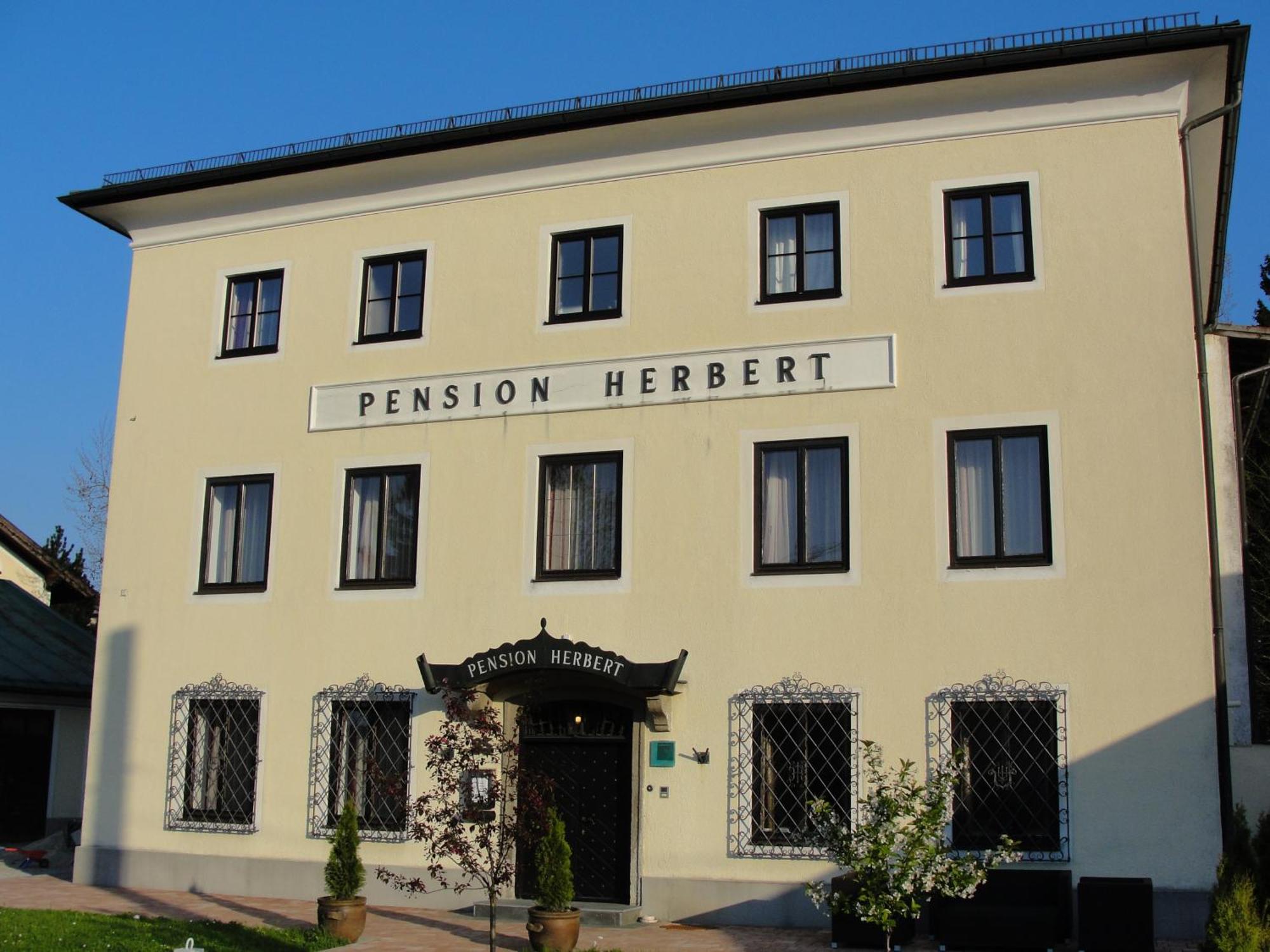 זלצבורג Hotel Pension Herbert מראה חיצוני תמונה